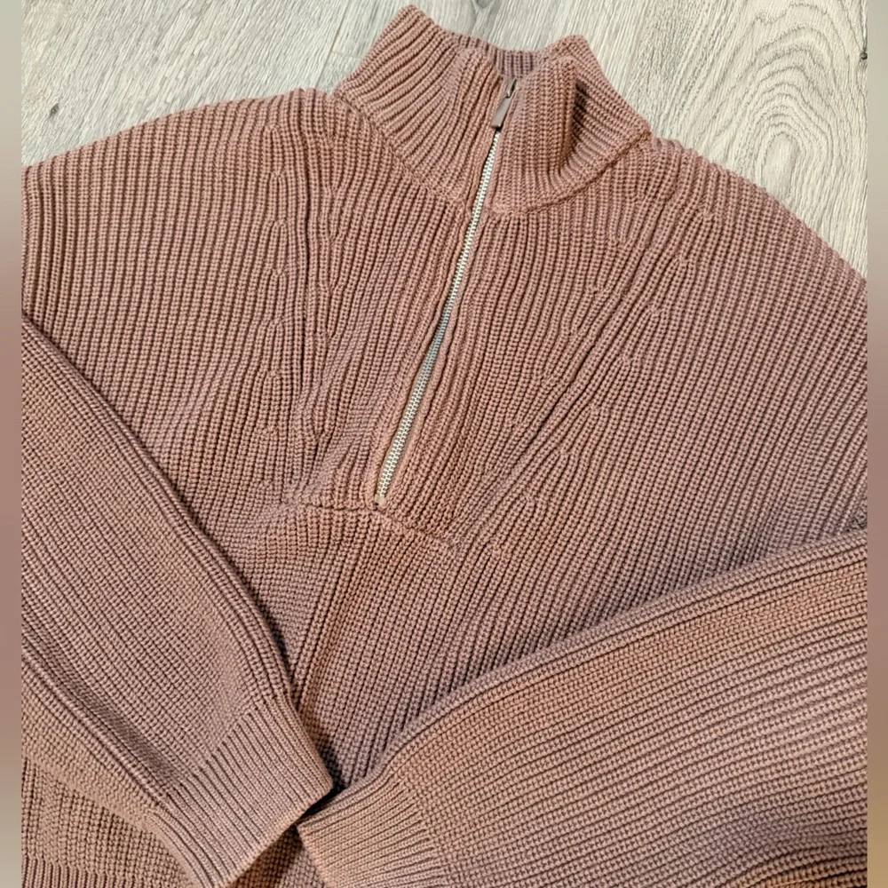L*SPACE Ribbed Quarter-Zip - Picture 4 of 5